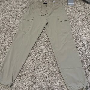 Banana Republic Relaxed Tapered Fit Cargo Pants